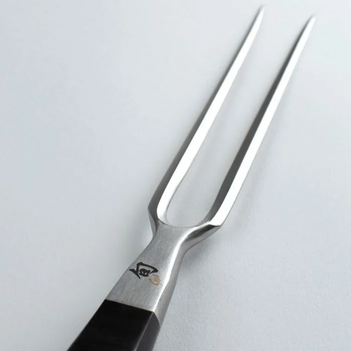 KAI Shun Classic Carving Fork 6.5" [DM0709N] - Image 3