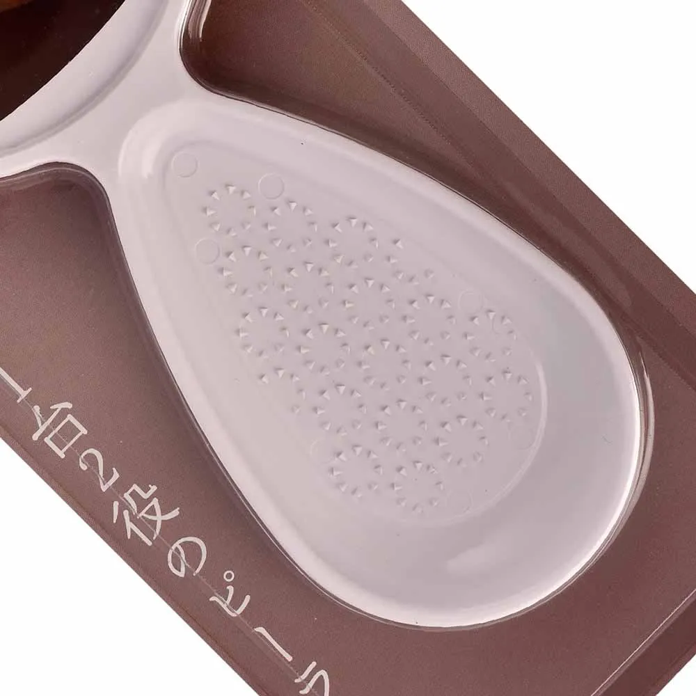Kai Vegetable Peeler With Grated - Image 3