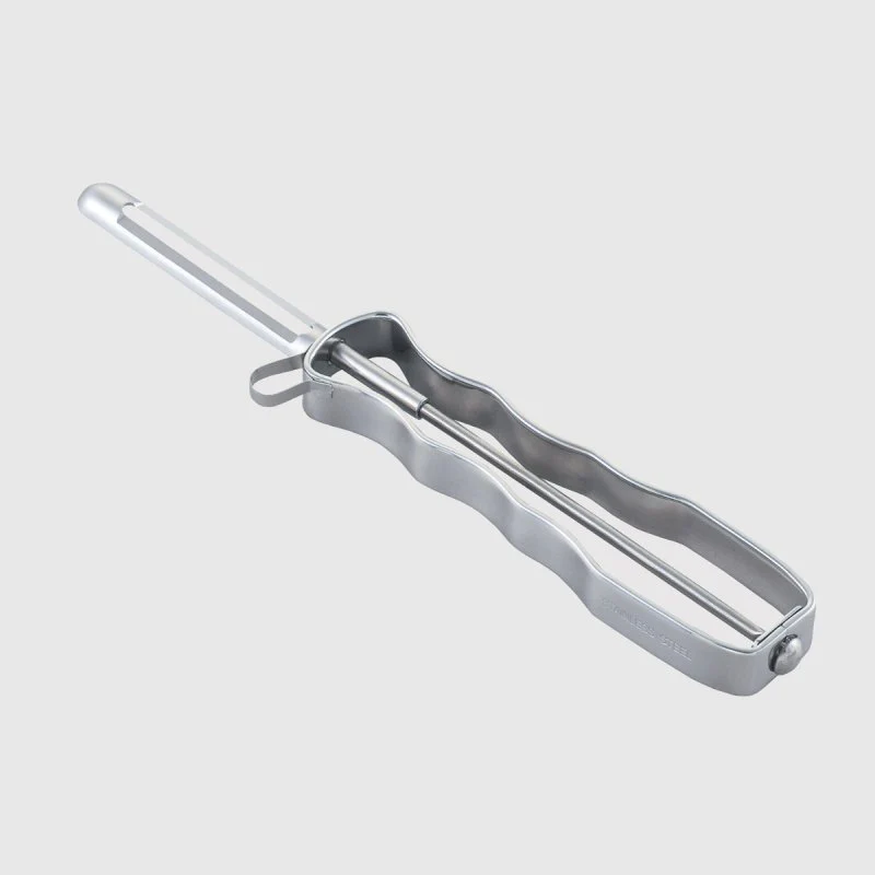 KAI Select type I Shaped Vegetable Peeler, Blade 5cm - Image 3
